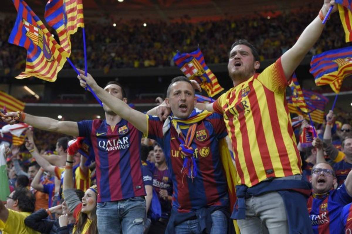 El beso de Luis Suárez, las lágrimas de Iniesta y el festejo del Barcelona