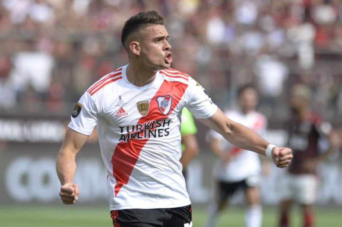 River Plate's Colombian Rafael Santos Borre celebrates after scoring against Brazil's Flamengo during the Copa Libertadores final football match at the Monumental stadium in Lima, on November 23, 2019. (Photo by Ernesto BENAVIDES / AFP)