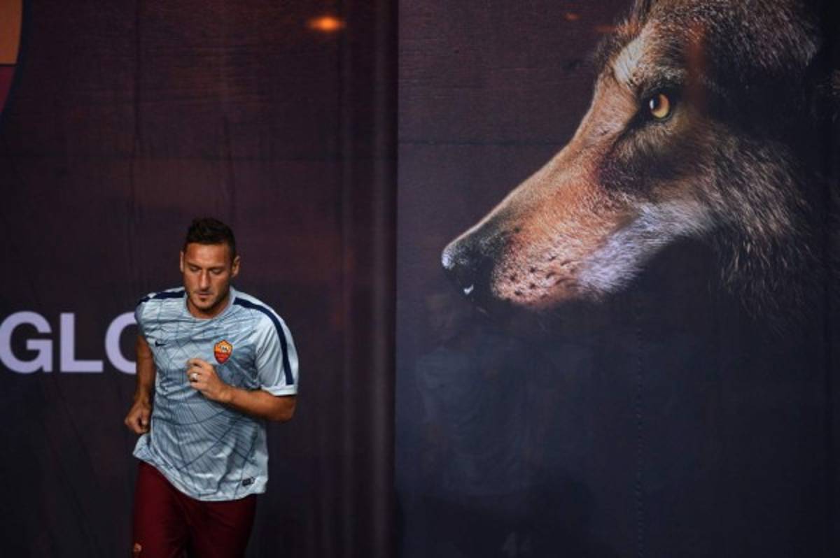 ¡Las lágrimas de Francesco Totti luego de decirle adiós a la Roma!