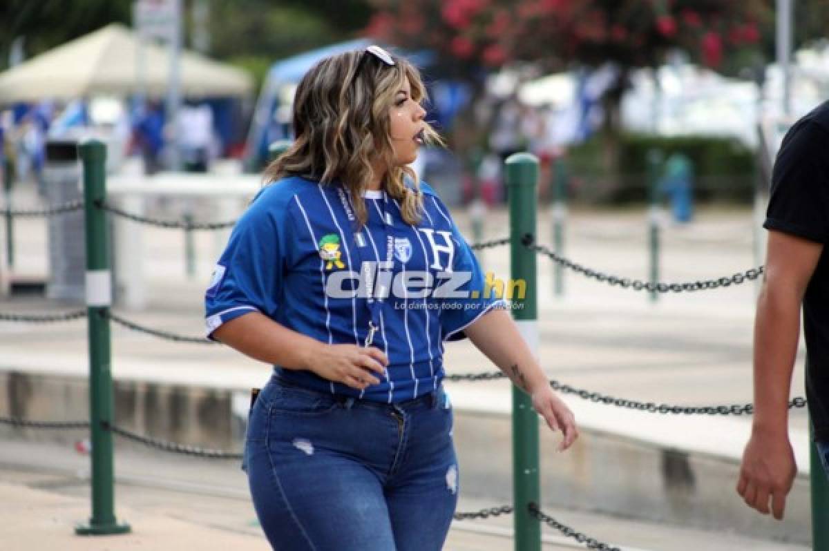 ¡La belleza catracha está presente! El ambientazo que se vive en Houston por el Honduras vs. Qatar