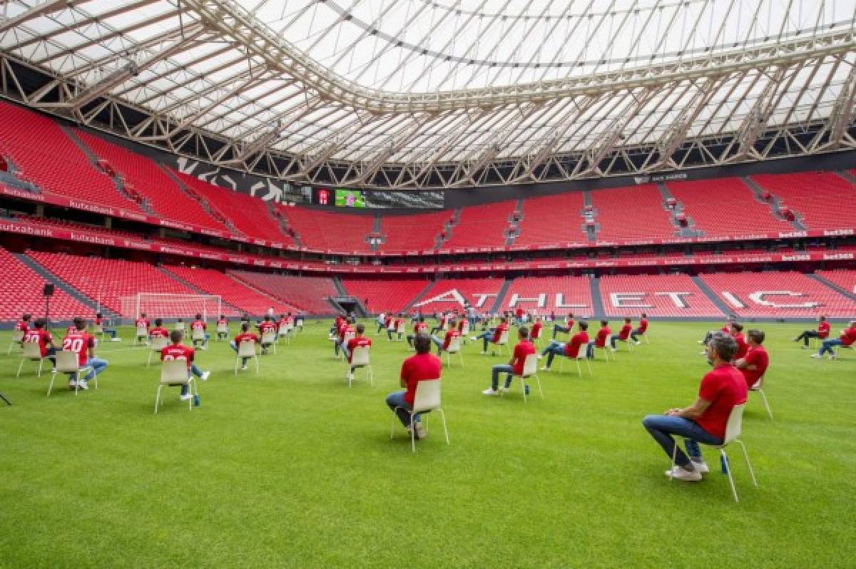 Sin abrazos y sin hinchas: Así se despide una leyenda del Athletic en tiempos del coronavirus