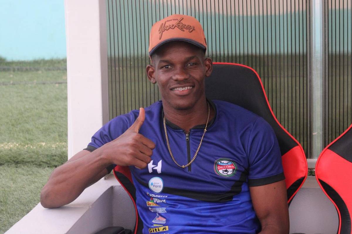 FICHAJES: Hondureño firma en MLS, legionario en Europa queda sin equipo y el futuro de Javier López en Motagua