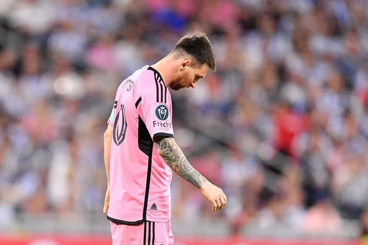 La reacción de Messi tras ser humillado en Concacaf, la burla de Monterrey y fea agresión de Luis Suárez ¿Qué hizo Barton?