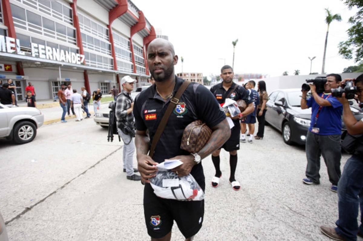 Baloy a aficionados ticos: 'Que disfruten del país, pero no del partido”