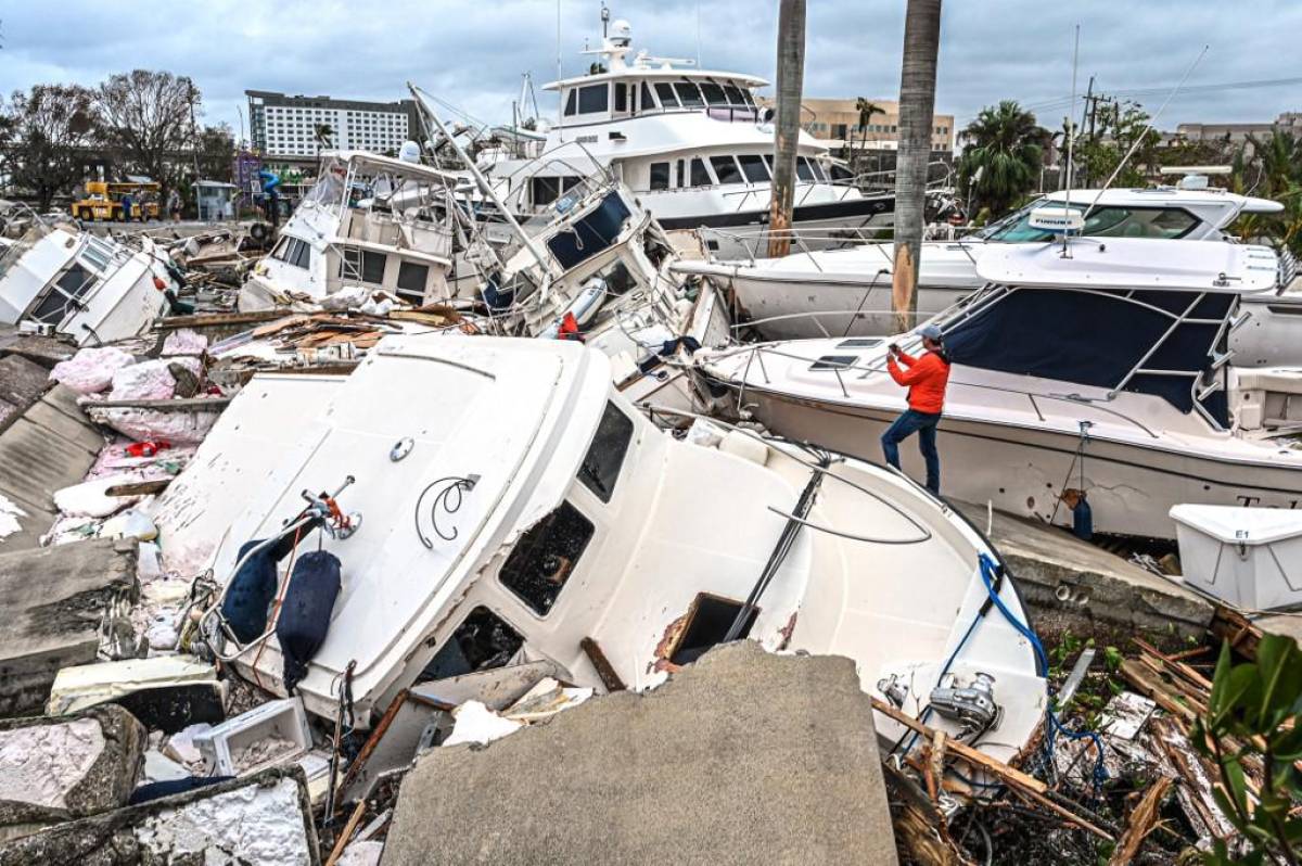 Desastre y dolor en Florida: ciudades quedan devastadas tras el paso del poderoso huracán Ian
