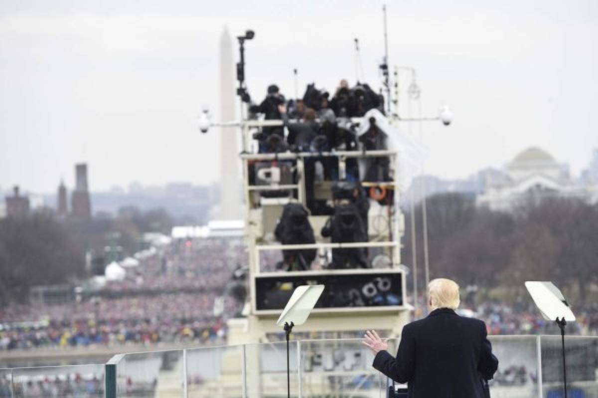 Las mejores fotos del primer día de Donald Trump como presidente de EEUU