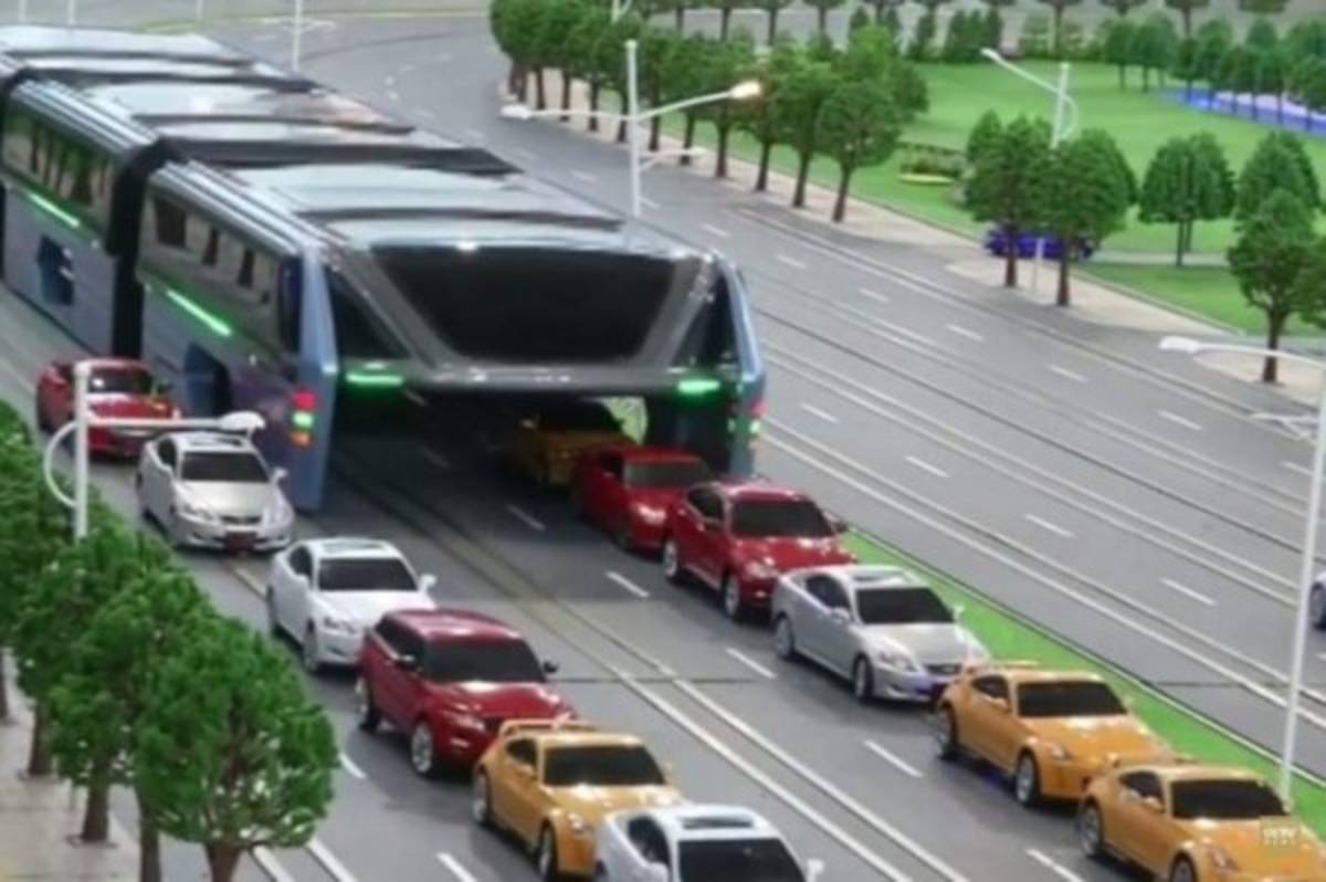 ¡Espectacular! Así es el autobús de tránsito eleveado que se inaugura en China