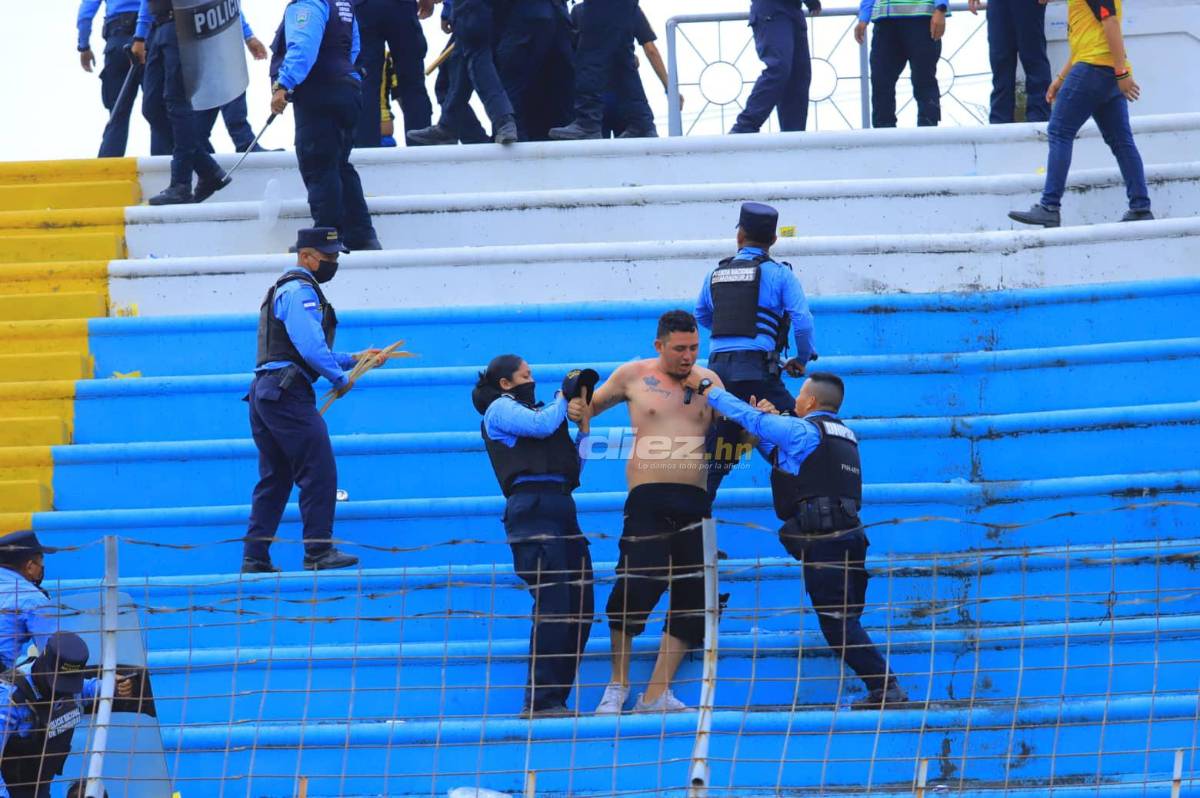 Vergonzosas imágenes: Así fueron los actos vandálicos de los aficionados del Real España en el estadio Olímpico tras perder la final
