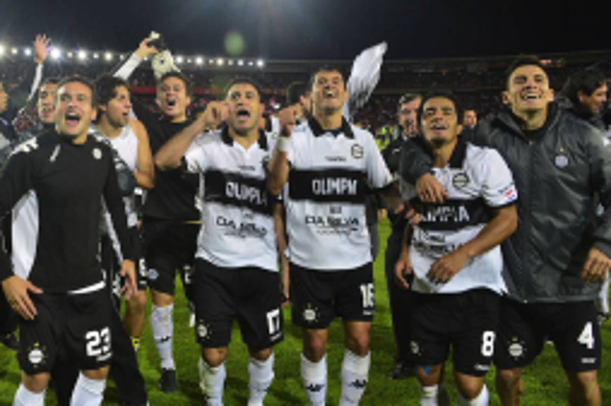 Olimpia de Paraguay, primer finalista de la Copa Libertadores