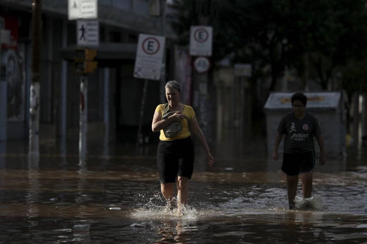 Impactantes imágenes en Brasil: así quedaron los estadios de Gremio e Inter tras inundaciones ¿Cuántos muertos hay?