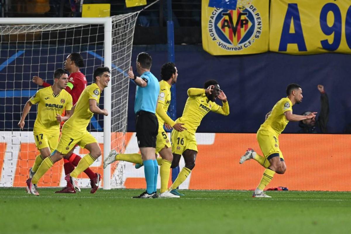 El festejo del Liverpool en el campo del Villarreal luego de avanzar a la final de la Champions y la emoción de Luis Díaz