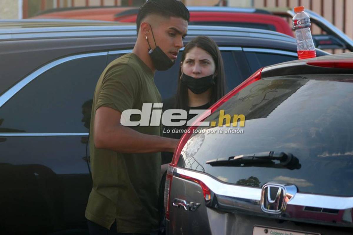 ¡Looks y el lujoso regalo de Romell Quioto a su mamá! Las imágenes del partido benéfico en el complejo Wilson Palacios