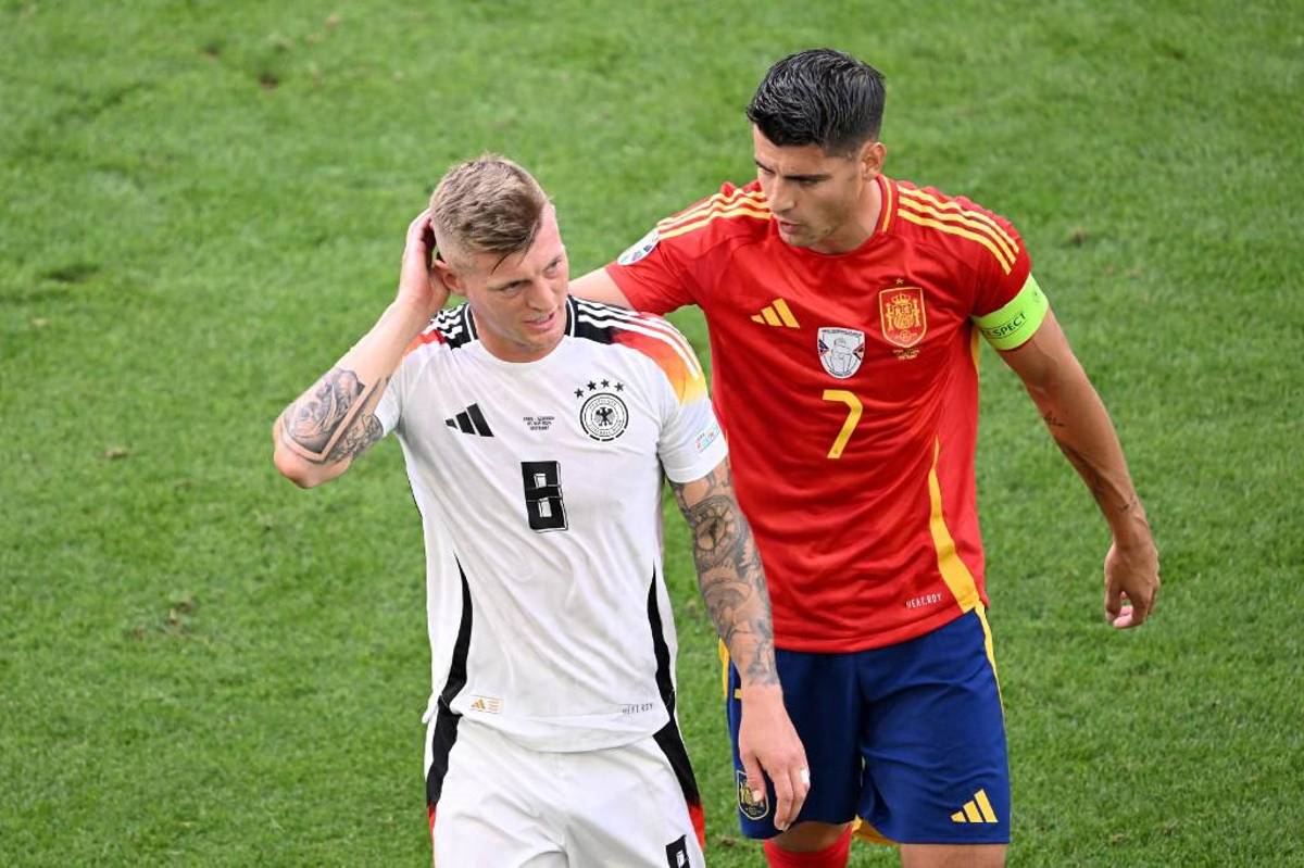 Kroos se cargó a Pedri en su último partido: duras imágenes de la eliminación de Alemania ante España en la Eurocopa