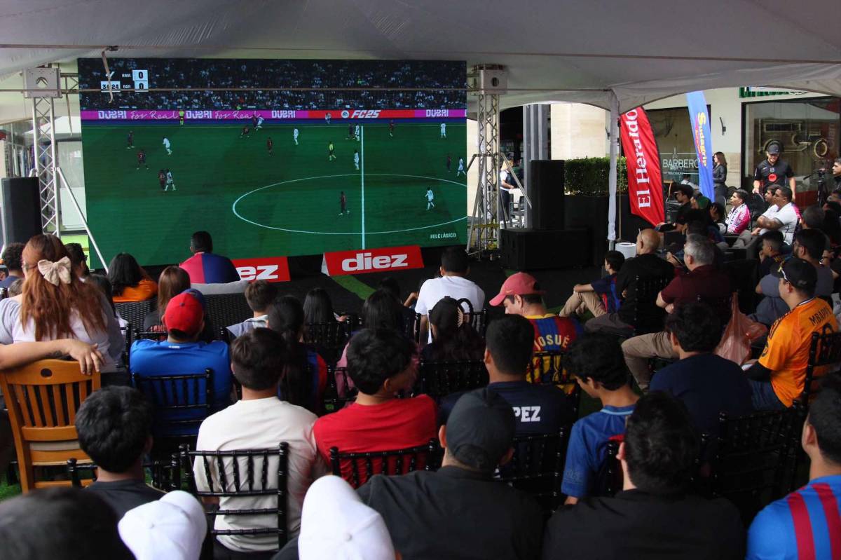 Caras largas, burlas, celebraciones y un “ahorcado”... ¡así se vivió el clásico Real Madrid vs Barcelona en el estadio virtual de DIEZ!