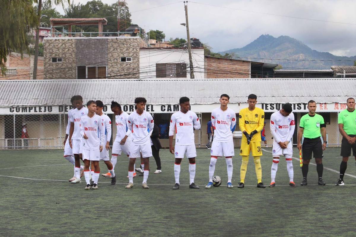 Goles, sorpresas e invitados: así se vivió el primer pulso de la gran final del torneo de reservas entre Motagua y Olimpia