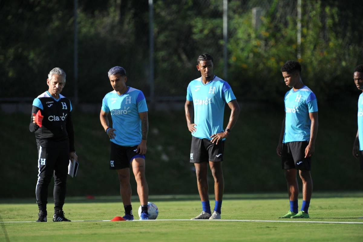 FOTOS: Rueda se olvida de Quioto y pone a trabajar a los legionarios de Honduras; ‘invitados’ en el entreno