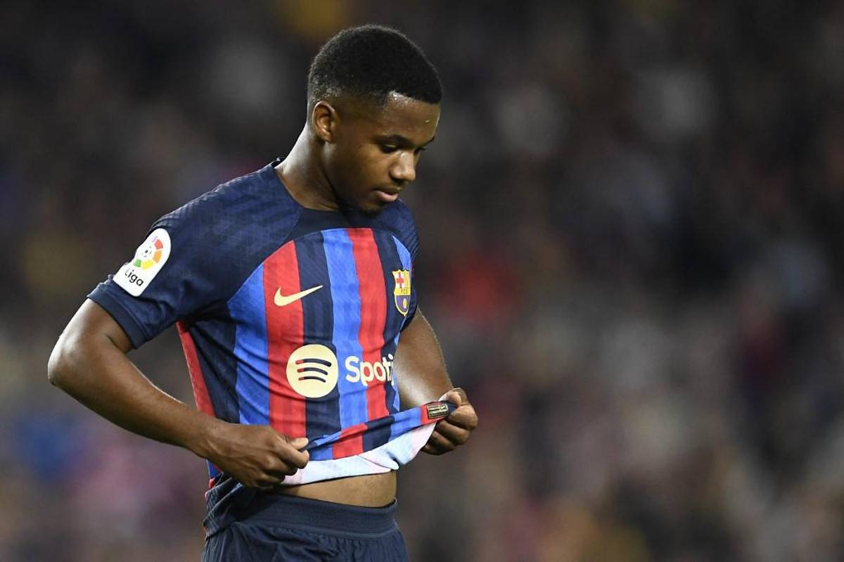 Barcelona desaprovecha la caída del Madrid y así queda la tabla de posiciones en España tras el empate con Girona