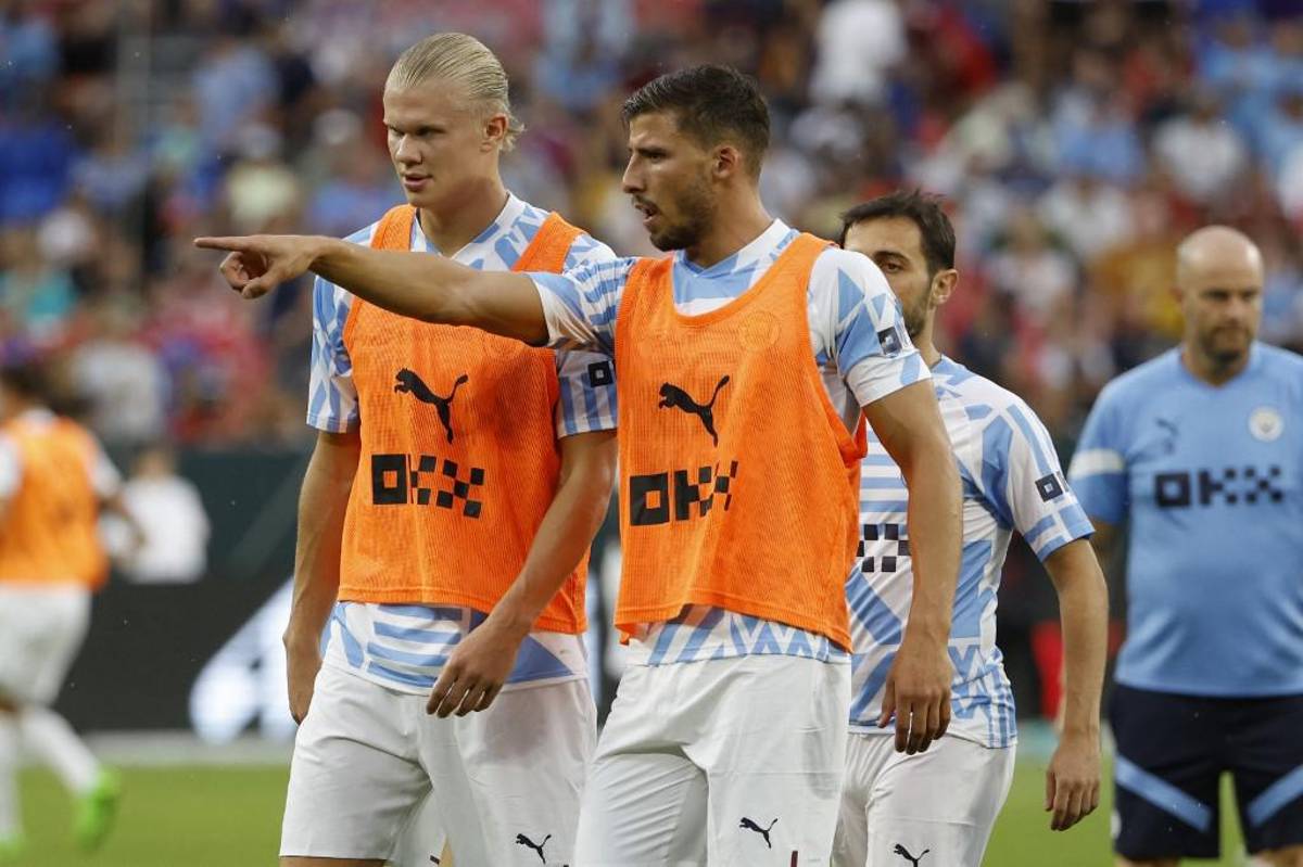 NO SE VIO EN TV: La verdadera melena de Haaland, el consejero y el intruso que entró sin ropa en el Manchester City-Bayern Múnich