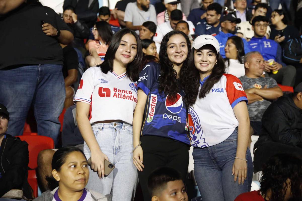 La belleza capitalina en su máximo esplendor disfrutó de la final entre Motagua vs Olimpia
