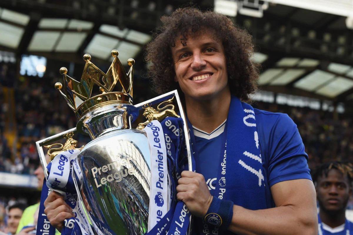 David Luiz jugará la Champions con 38 años: firmó con uno de los equipos más humildes y enfrentará a su ex