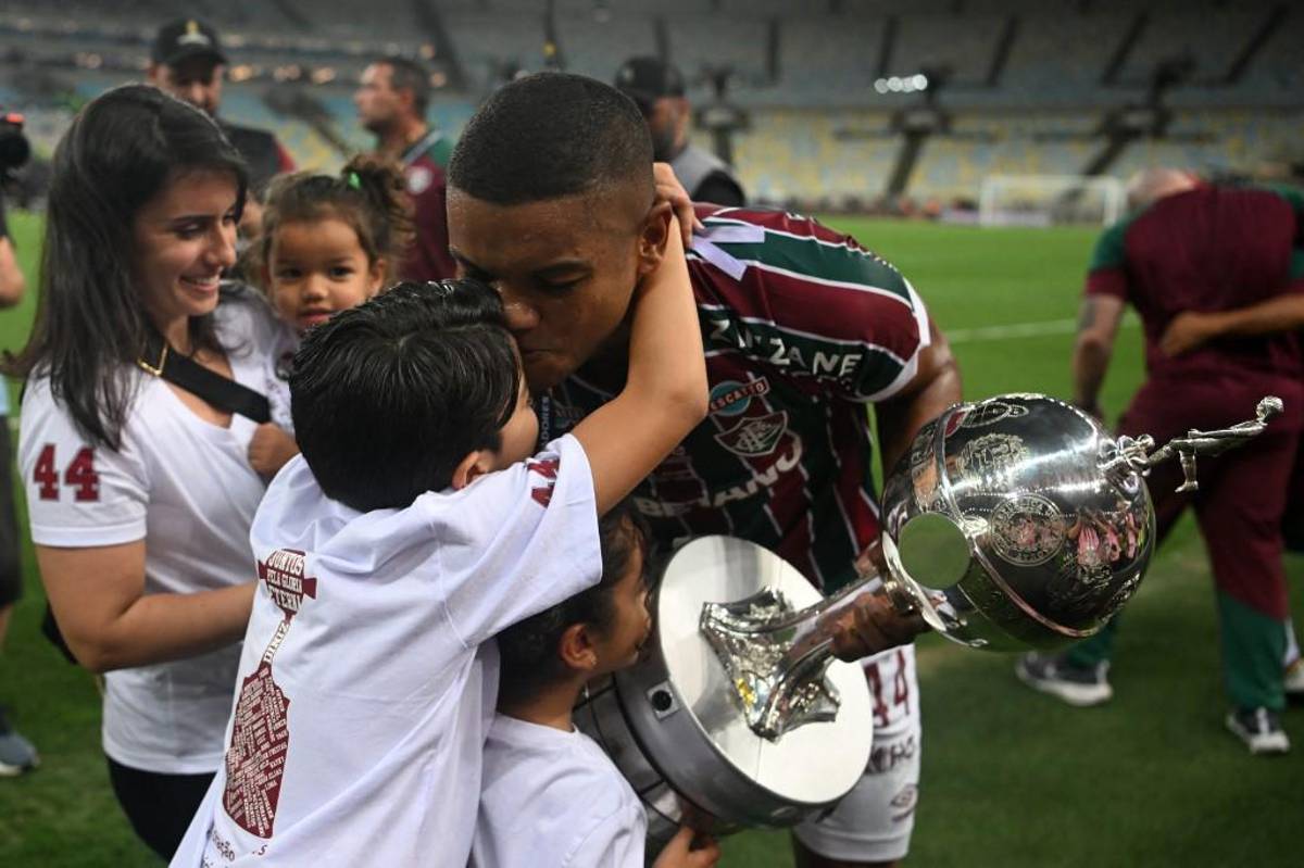 Marcelo llora por ganar la Copa Libertadores con Fluminense y los jugadores de Boca Juniors destrozados en el Maracaná