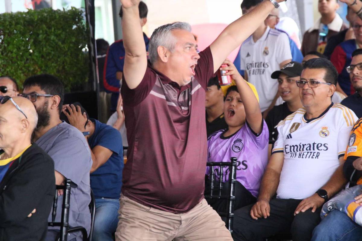 Caras largas, burlas, celebraciones y un “ahorcado”... ¡así se vivió el clásico Real Madrid vs Barcelona en el estadio virtual de DIEZ!