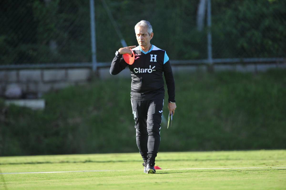 FOTOS: Rueda se olvida de Quioto y pone a trabajar a los legionarios de Honduras; ‘invitados’ en el entreno