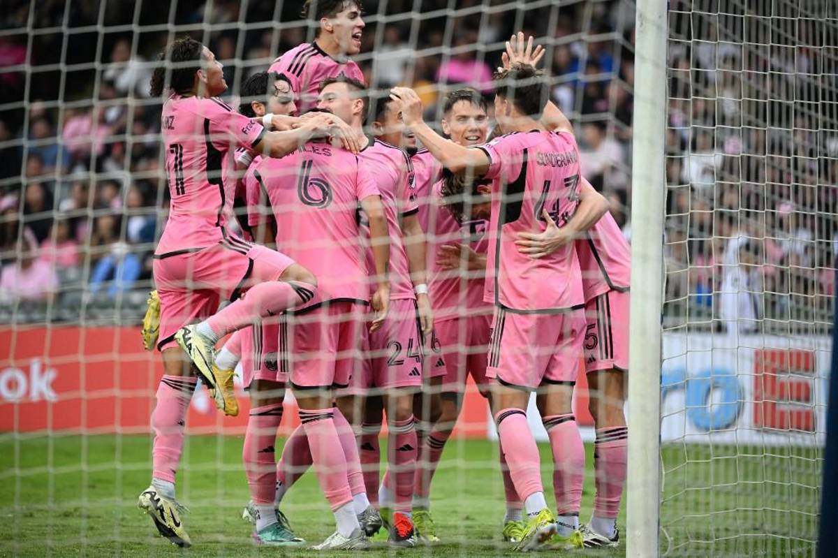 Messi es abucheado en Hong Kong por no jugar con el Inter Miami: “Me siento engañado; ojalá no hubiera venido”