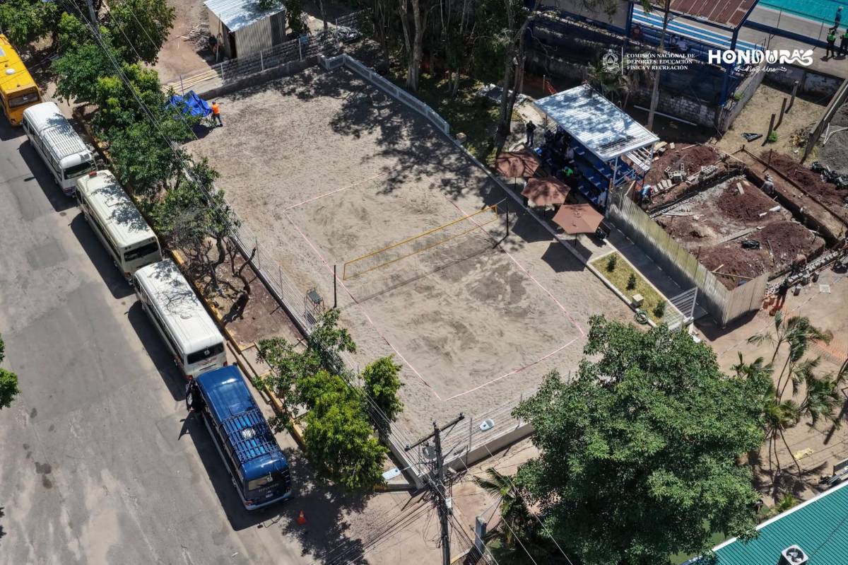 Villa Olímpica luce renovada: CONDEPOR mejora cancha de voleibol de playa