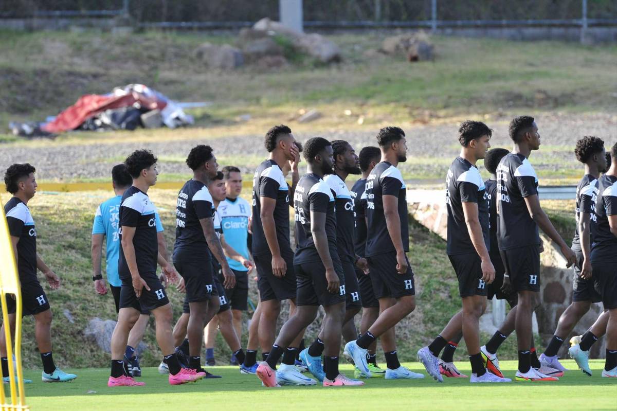 Mathías Vázquez se estrenó en la Selección de Honduras y Rueda se llevó una sorpresa en el entrenamiento
