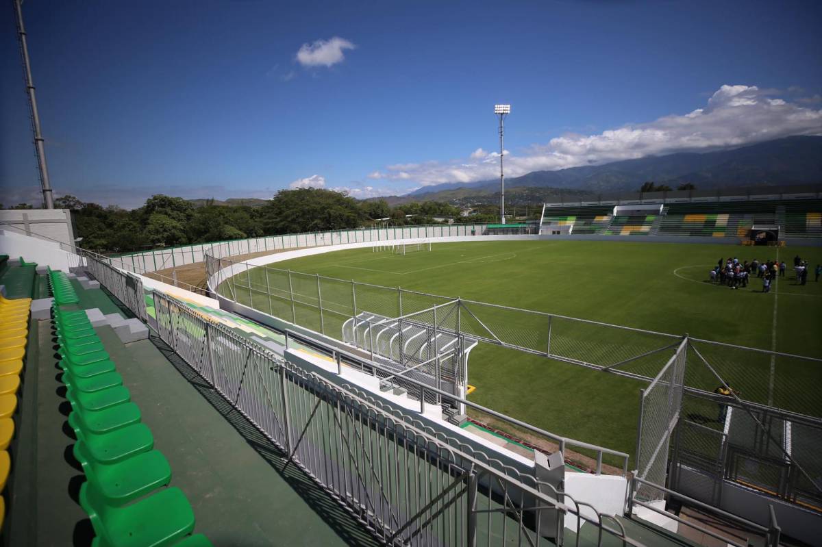 ¡Una preciosura! El Carlos Miranda de Comayagua vuelve a ser uno de los mejores estadios de Honduras