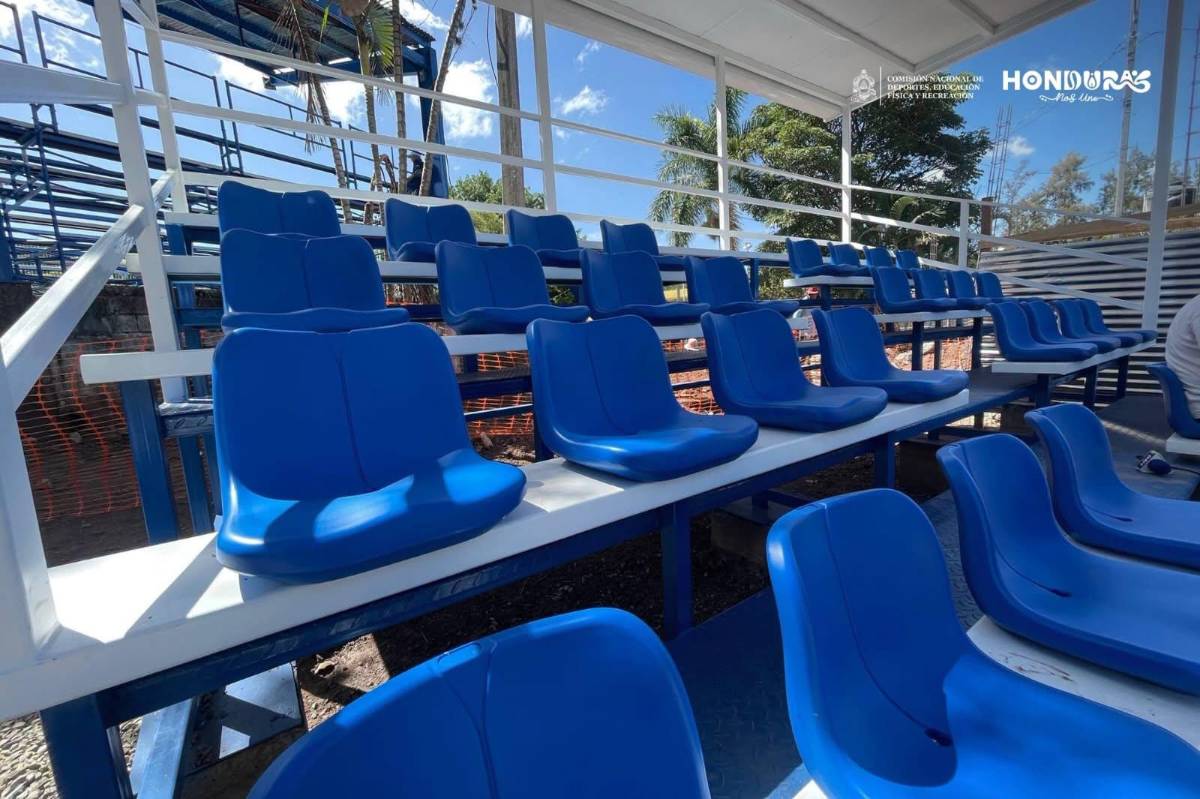 Villa Olímpica luce renovada: CONDEPOR mejora cancha de voleibol de playa