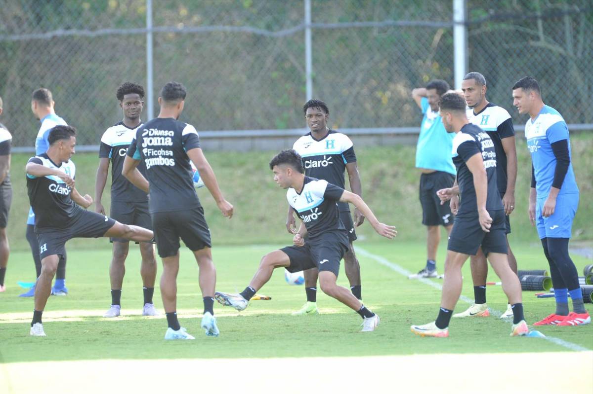 Mathías Vázquez se estrenó en la Selección de Honduras y Rueda se llevó una sorpresa en el entrenamiento