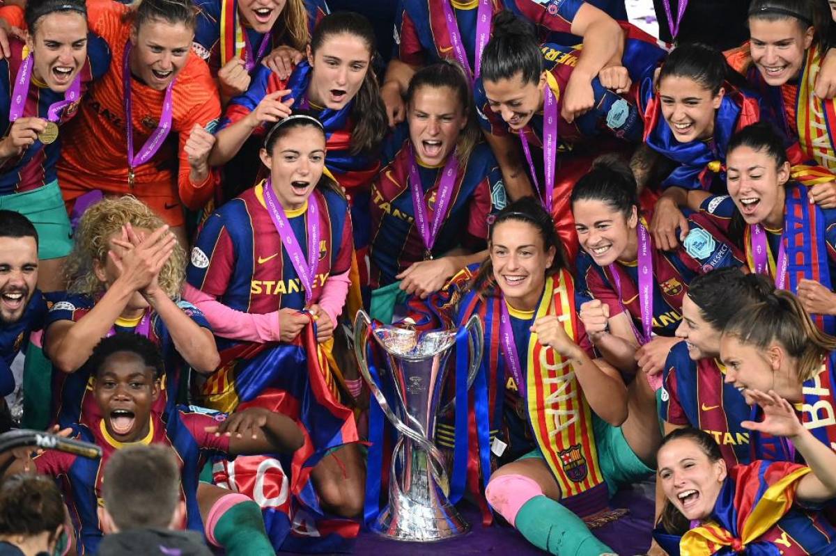 Barcelona ganó la Champions League femenina en 2021. En su plantel juega la dos veces ganadora del Balón de Oro, la española Alexia Putellas.