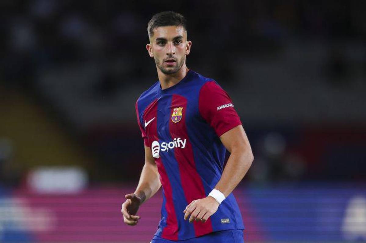 Los ocho jugadores que saldrían del Barcelona: dos no se quieren ir y Arabia Saudita con jugosa oferta por futbolistas