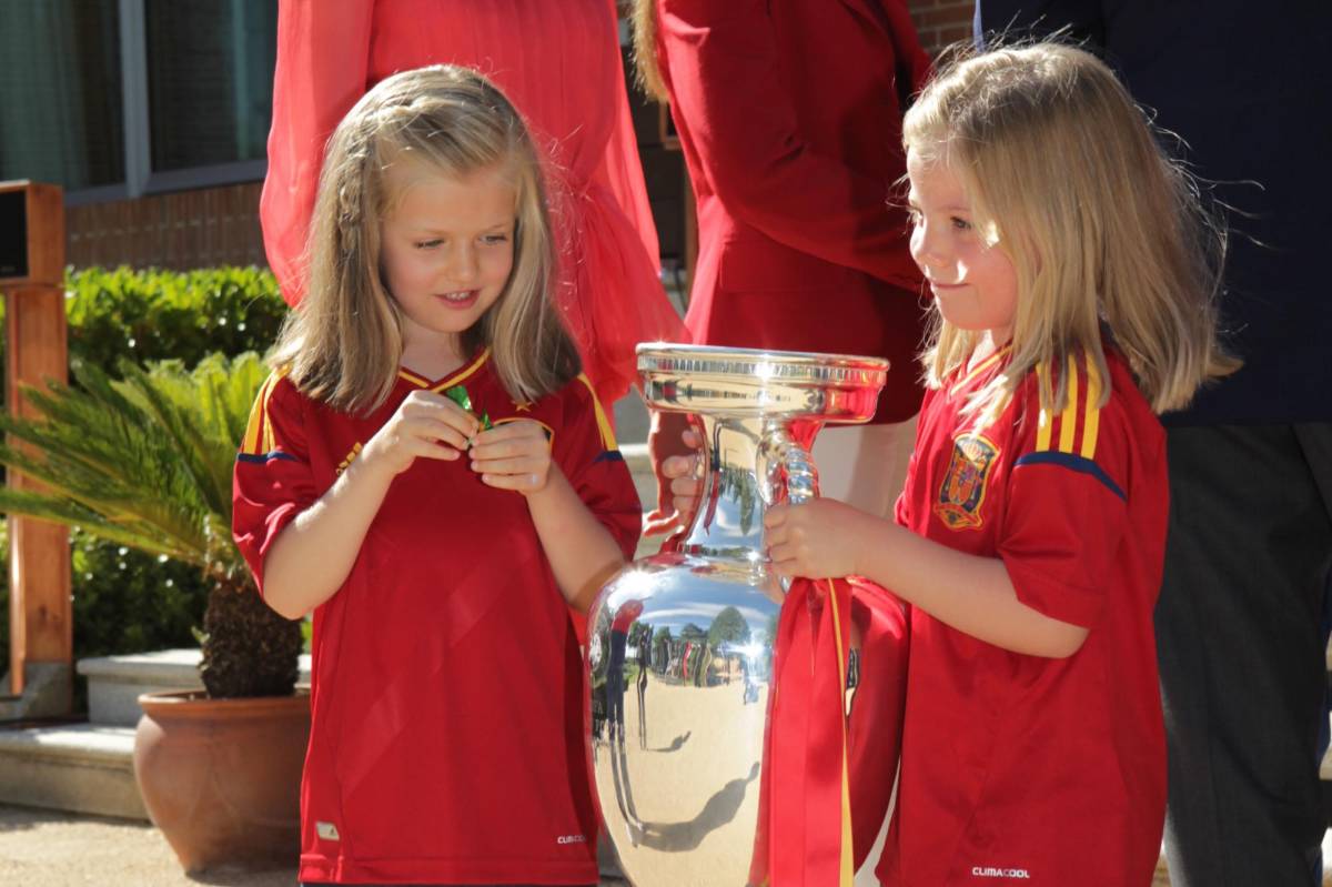 ¿Lo flechó? Álvaro Morata y su gesto con la hija del Rey de España, el regalo a la familia real y la fiesta en cibeles