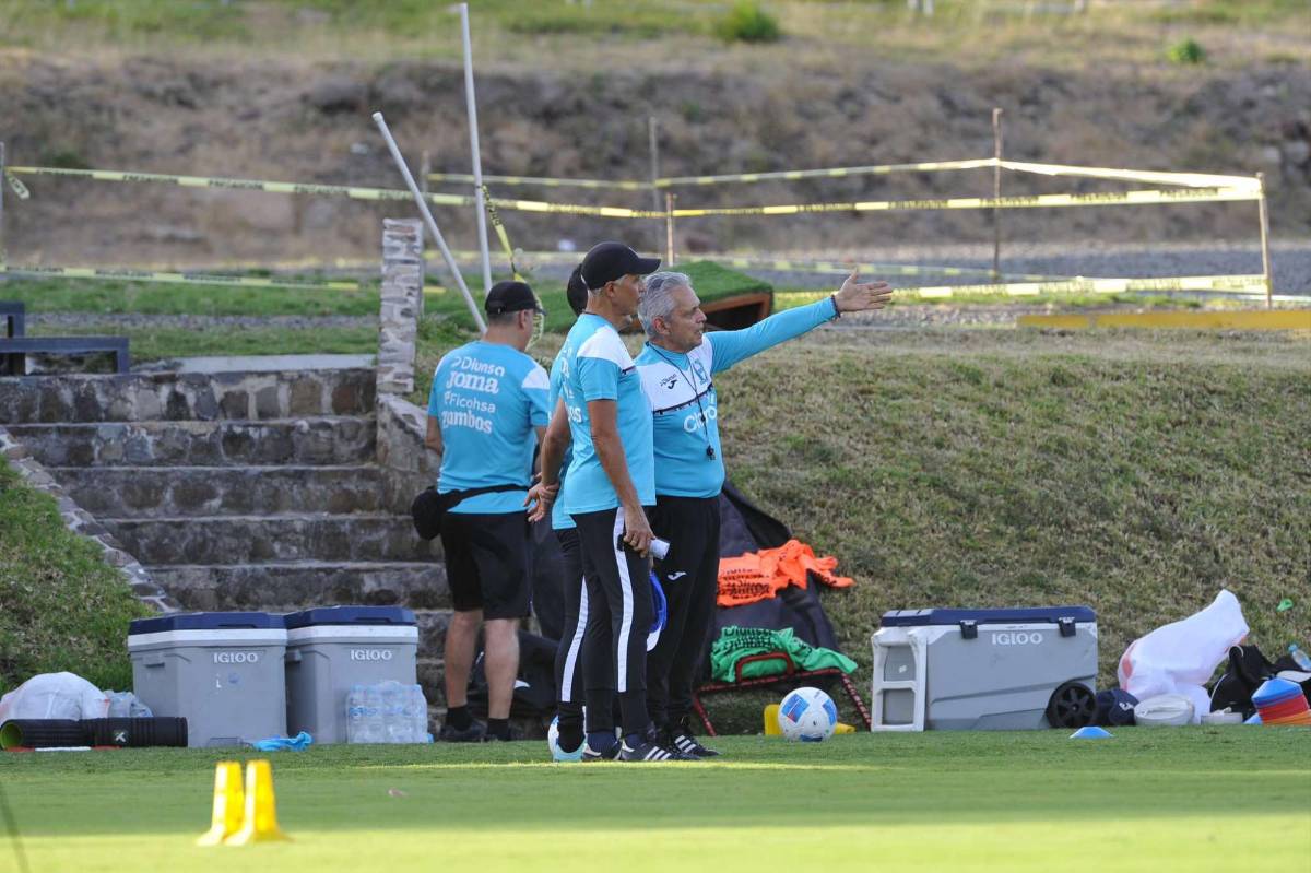Mathías Vázquez se estrenó en la Selección de Honduras y Rueda se llevó una sorpresa en el entrenamiento