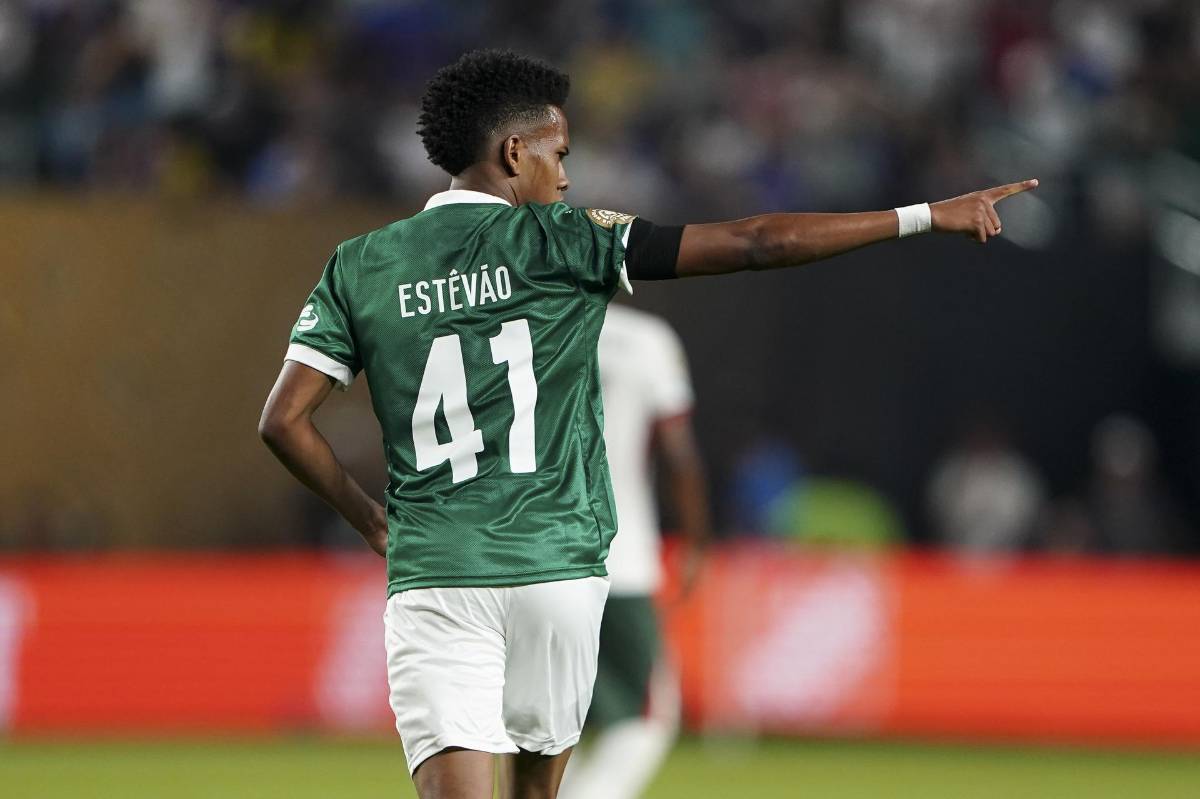 El error más infantil del Mundial de Clubes, Richard Ríos la volvió a pasar mal ante un argentino y el Chelsea contra duro rival