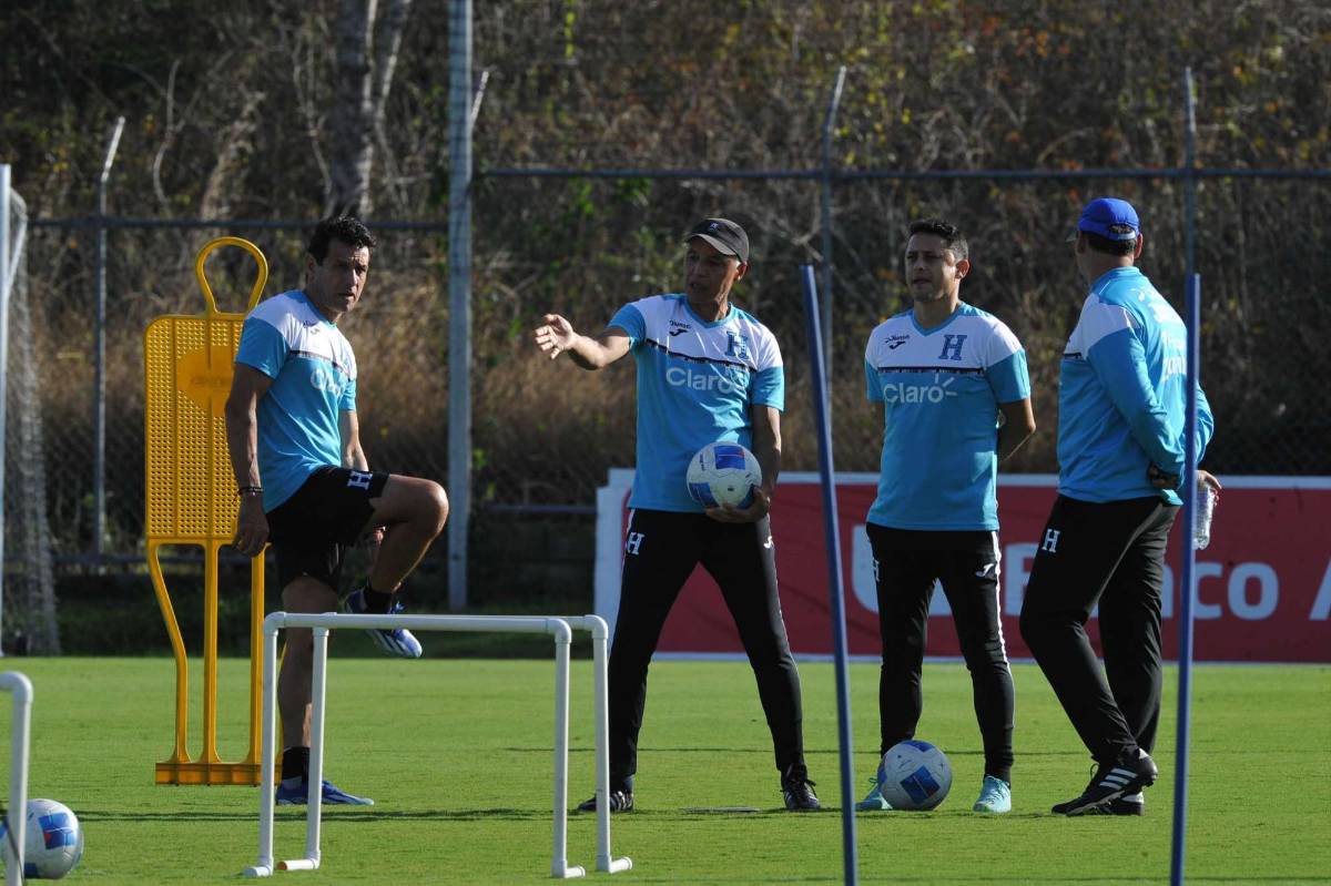Mathías Vázquez se estrenó en la Selección de Honduras y Rueda se llevó una sorpresa en el entrenamiento
