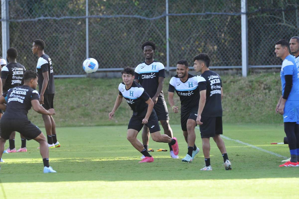 Mathías Vázquez se estrenó en la Selección de Honduras y Rueda se llevó una sorpresa en el entrenamiento