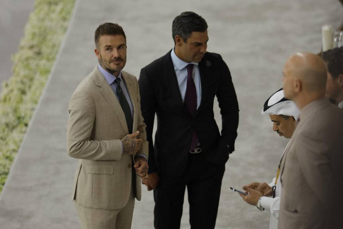 El tremendo gesto de Mbappé, Hakimi y Ziyech destrozados; el que fue sacado del estadio y el festejo del presidente de Francia