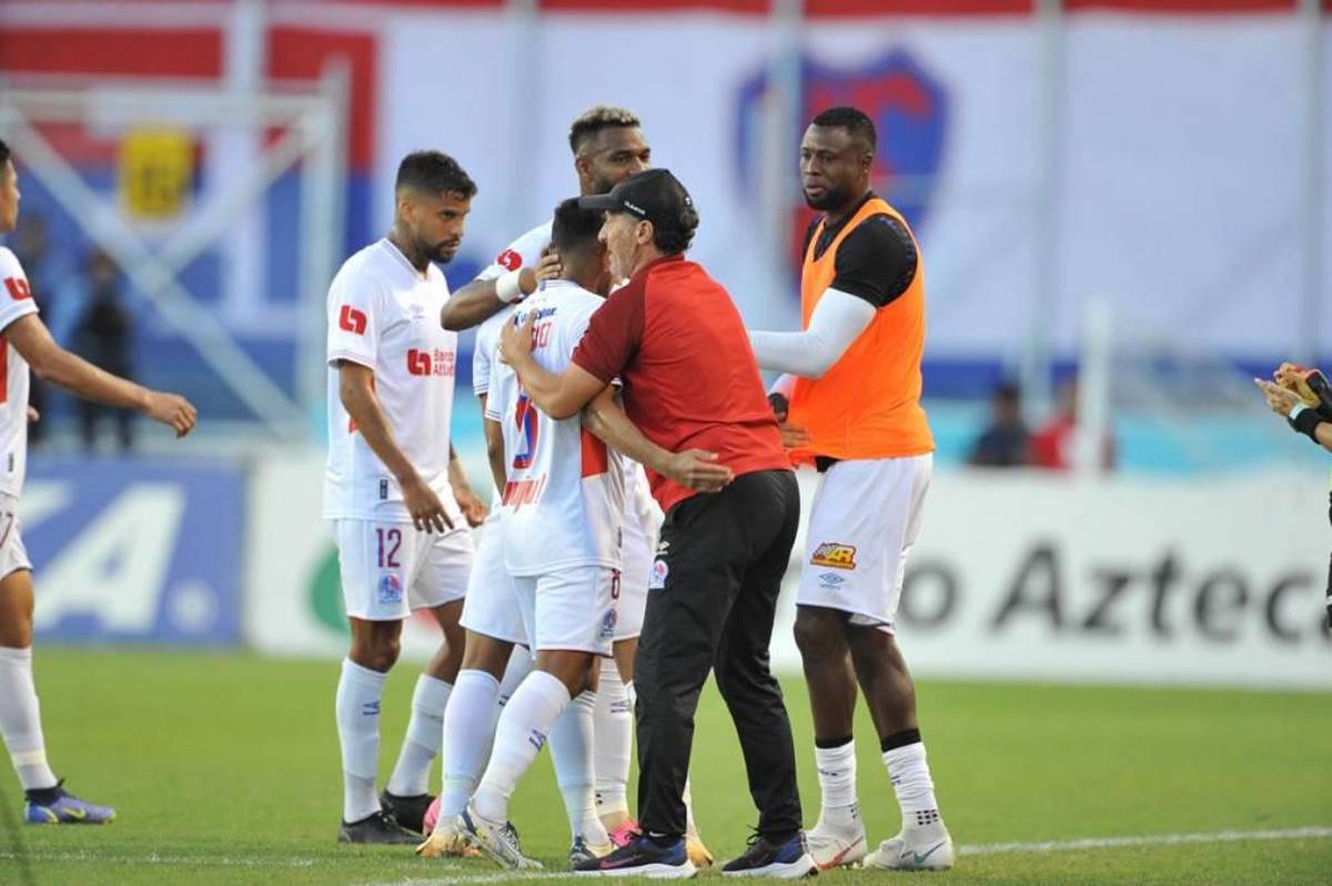 NO SE VIO EN TV: El castigo que viene a Olimpia, la bronca que se armó al final y todos los jugadores de Motagua hundidos