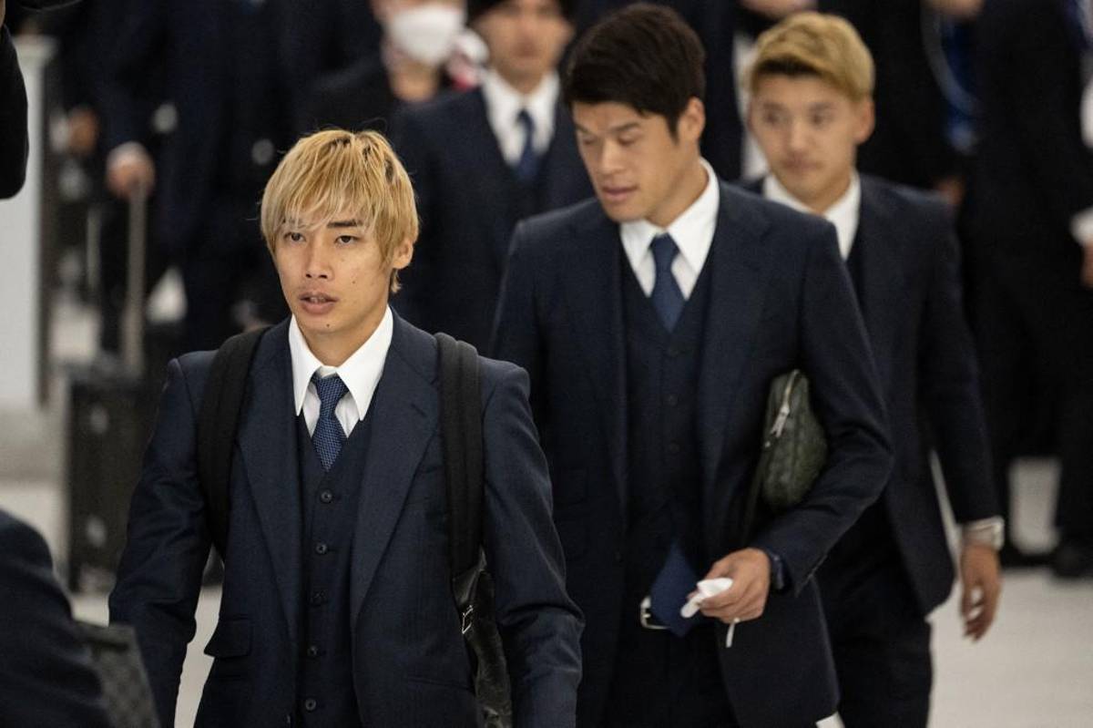 Le ganaron a España y Alemania; tuvieron contra las cuerdas a Croacia: así recibieron a Japón al llegar a su país ¡Como héroes!