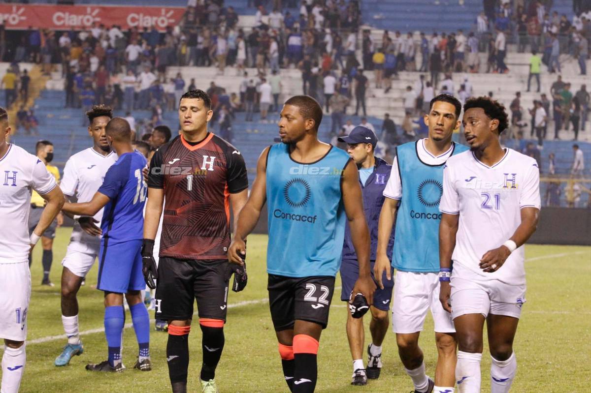 La tristeza y decepción en el Olímpico: Las duras imágenes de la Selección de Honduras tras la derrota con Curazao