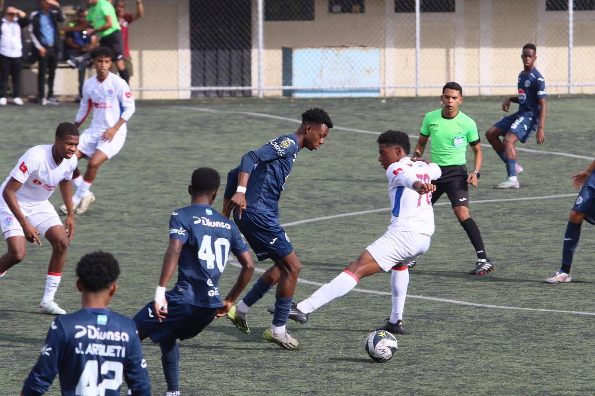 Goles, sorpresas e invitados: así se vivió el primer pulso de la gran final del torneo de reservas entre Motagua y Olimpia