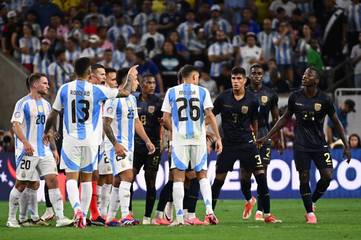Copa América 2024: Messi falló penal, el show del Dibu Martínez y así festejó Argentina el sufrido pase a semifinales