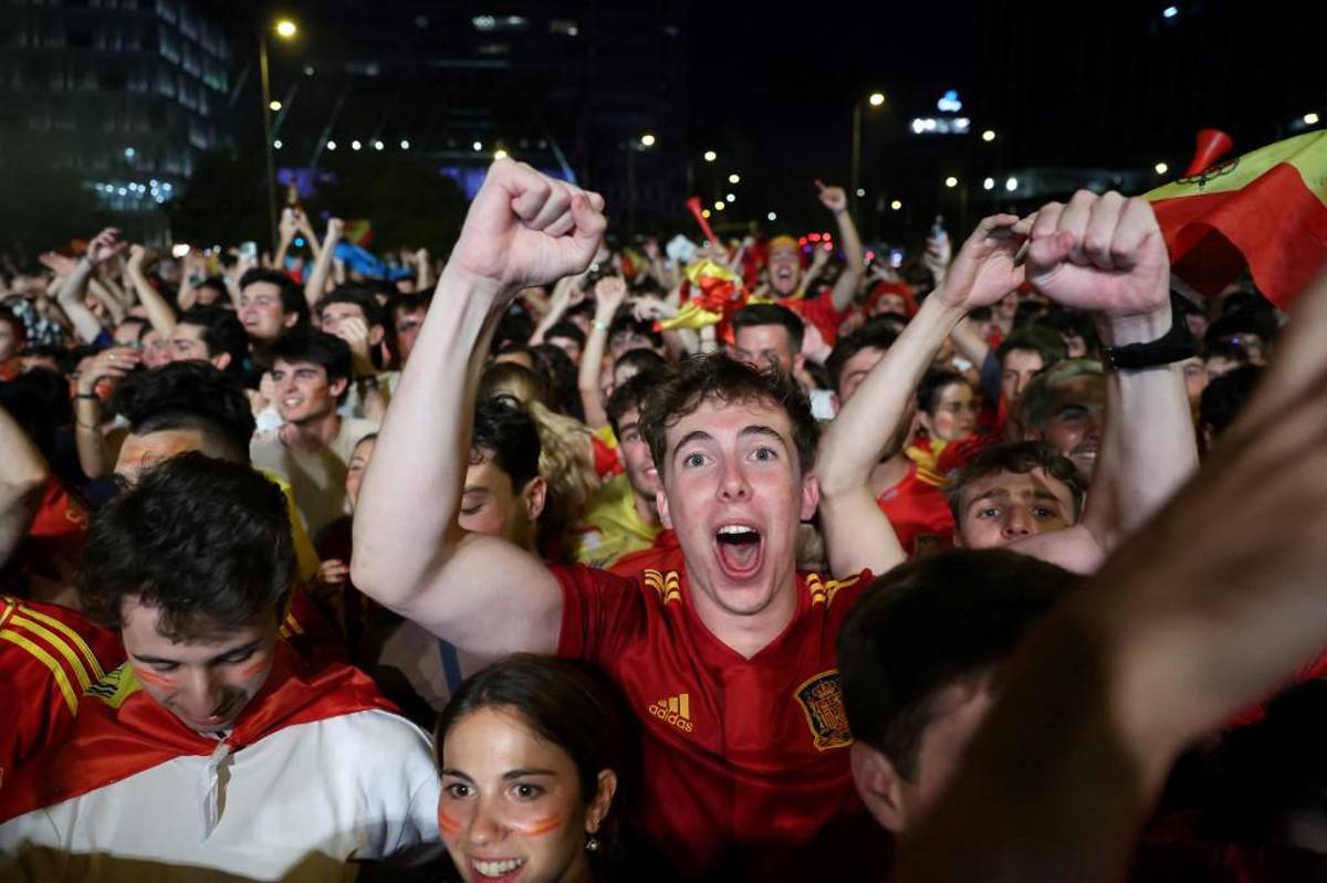 Tremendo enfado de Bellingham, feo gesto de Carvajal a Saka y la celebración de España en la Eurocopa 2024