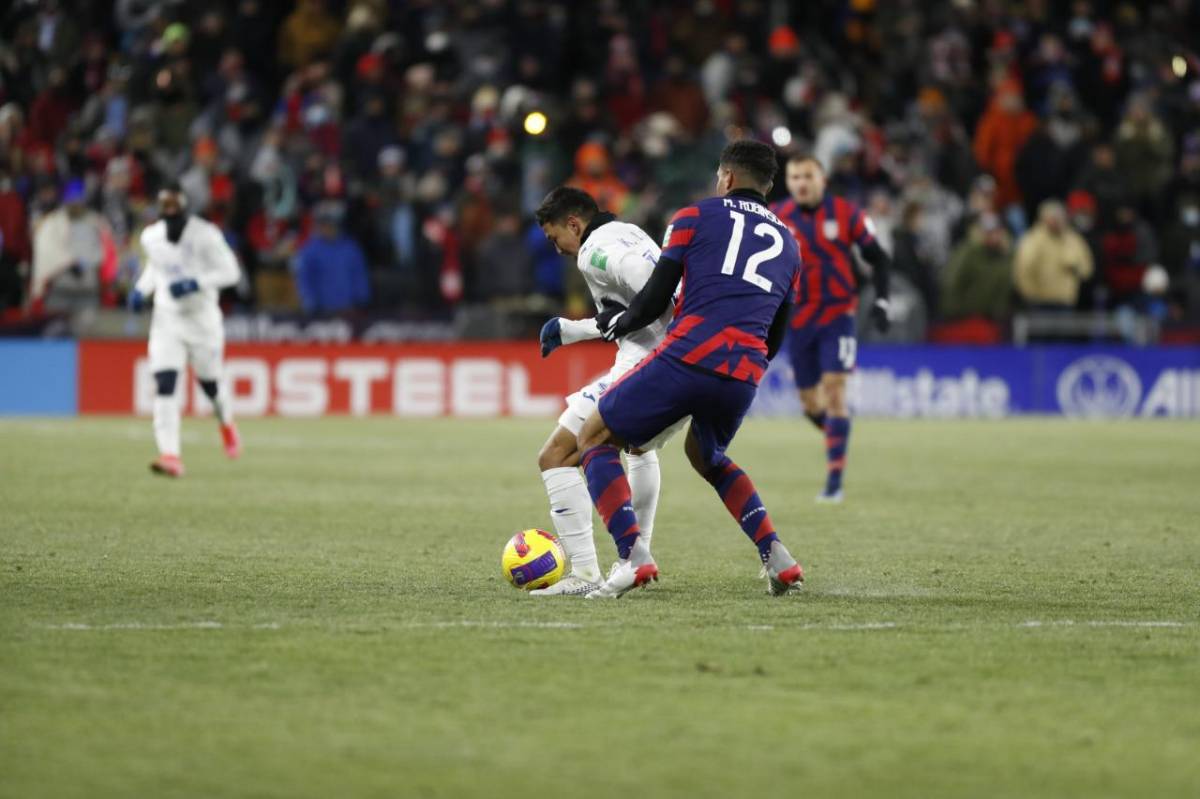 Hondureños congelándose y los gringos sin camisa: Las inolvidables imágenes del EEUU vs Honduras en Minnesota