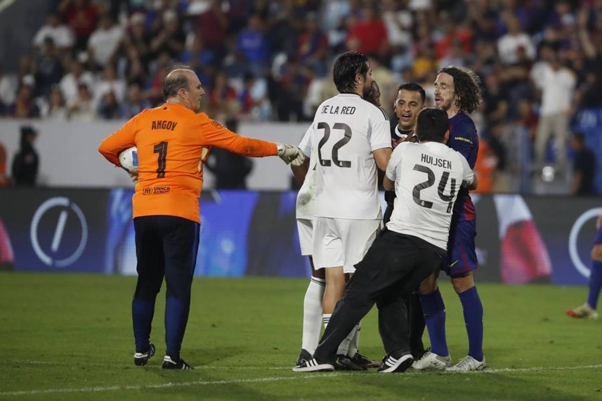 Así se vivió el partido de leyendas de Barcelona y Real Madrid en El Salvador: Yo pensé que estaba en Brasil