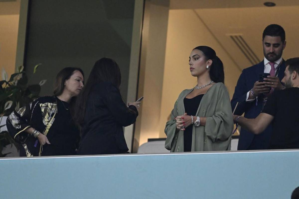 El polémico gesto de Cristiano Ronaldo tras la clasificación de Portugal y Georgina Rodríguez enamora en Qatar